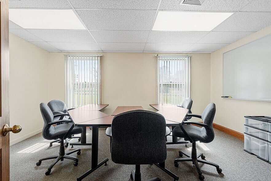 More Photos Of 233 Ayer Rd, Harvard Medical For Lease