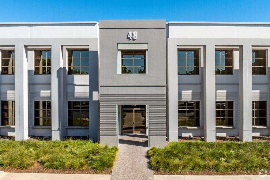 More Photos Of 48 Discovery, Irvine Office For Lease