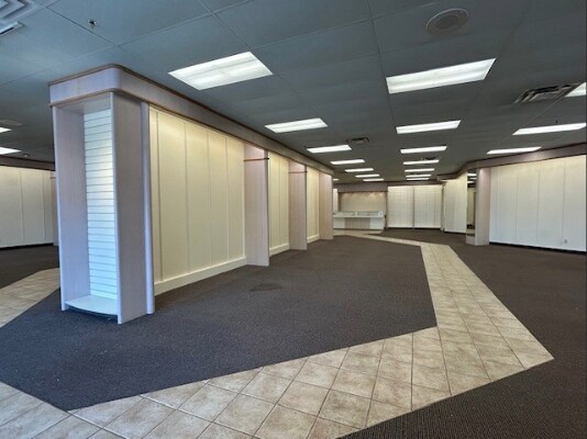 More Photos Of 790-824 Main St, Milford Unknown For Lease
