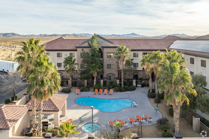 More Photos Of 2700 Lenwood Rd, Barstow Hotel For Sale