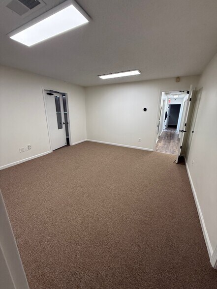 More Photos Of 5658 S Rex Rd, Memphis Medical For Lease