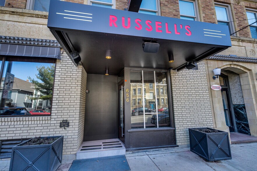 More Photos Of 664 Grand Ave, Saint Paul Storefront Retail Residential For Lease