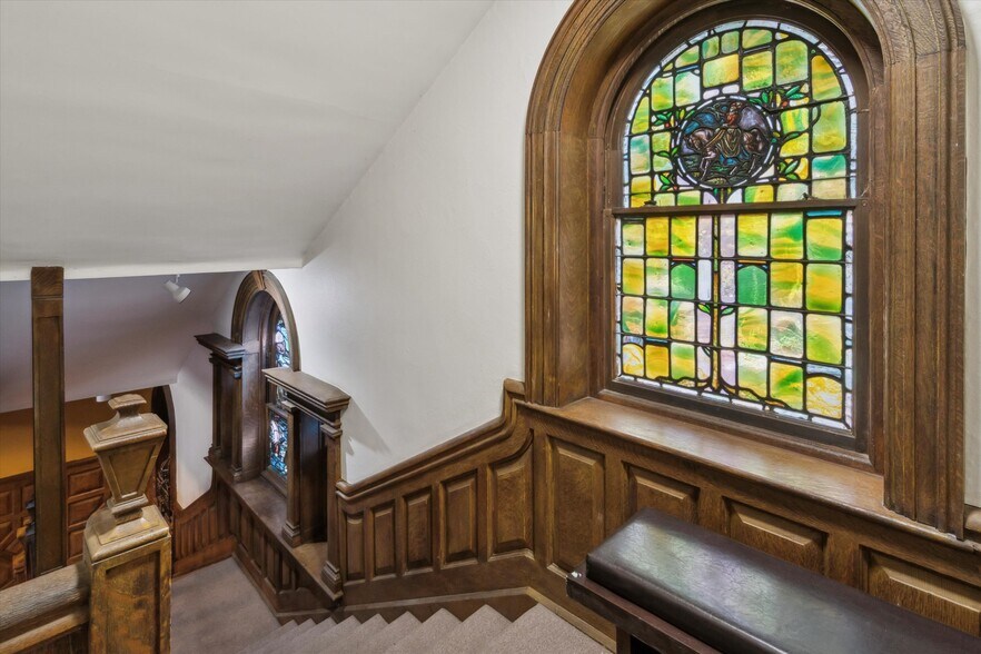 More Photos Of 7425 Old York Rd, Elkins Park Loft Creative Space For Sale