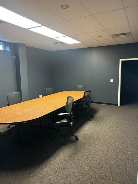 More Photos Of 3862 Race Rd, Cincinnati Light Manufacturing For Lease