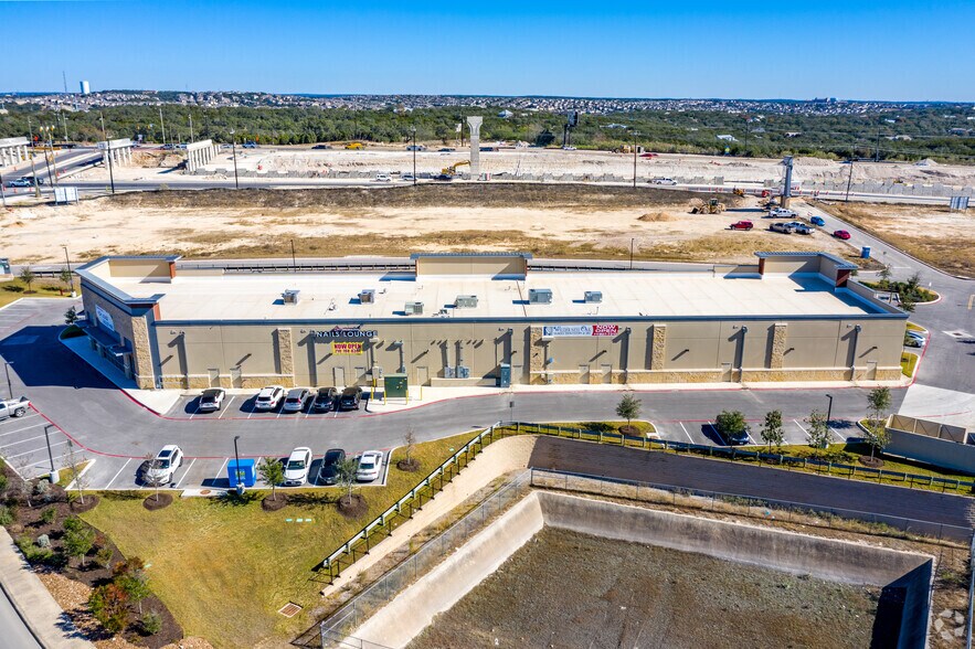 More Photos Of 0 Us-281 Hwy N, San Antonio Unknown For Lease
