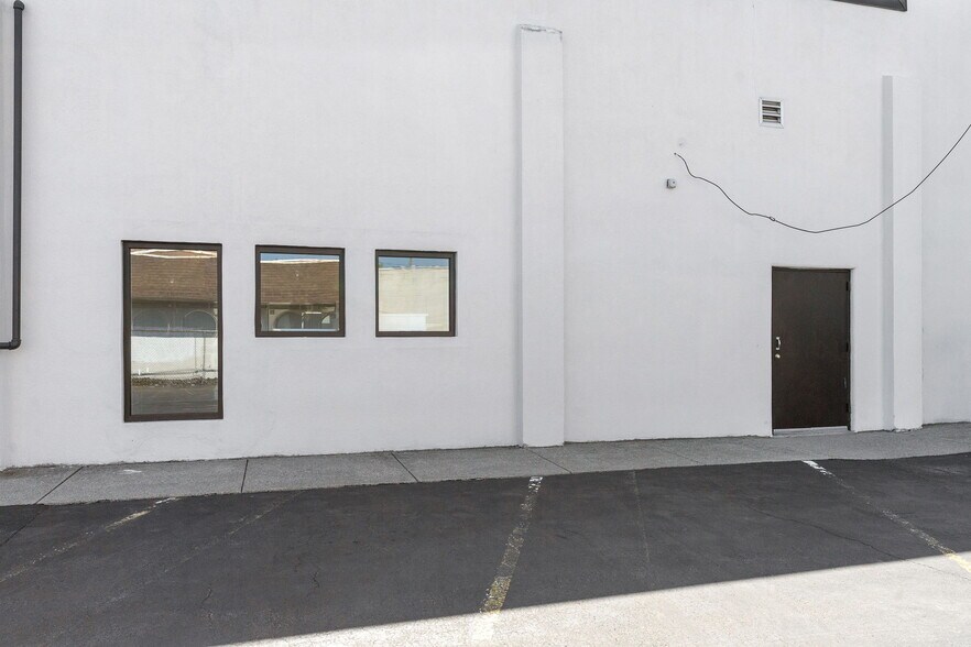 More Photos Of 1476-1480 State St, Schenectady Freestanding For Sale