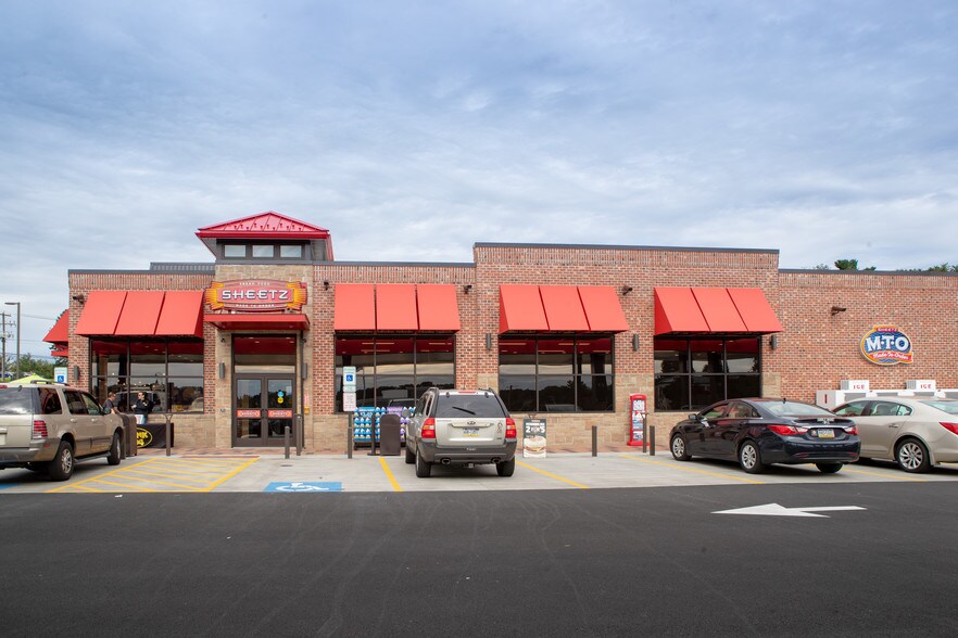 More Photos Of 91 Erford Rd, Camp Hill Convenience Store For Sale