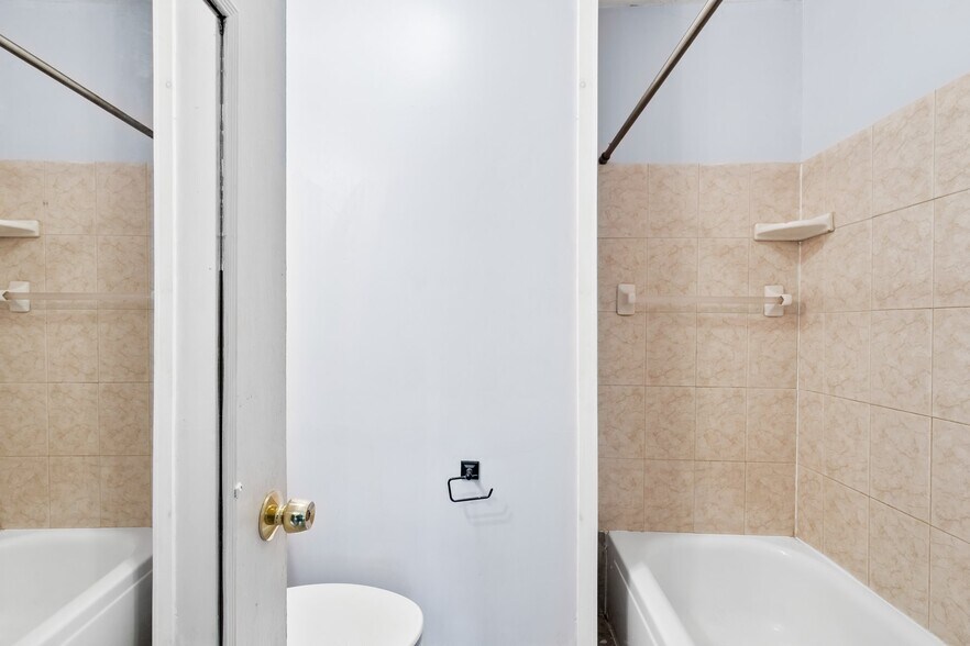 More Photos Of 6749 Ramsgate Rd, Chittenango Multifamily For Sale