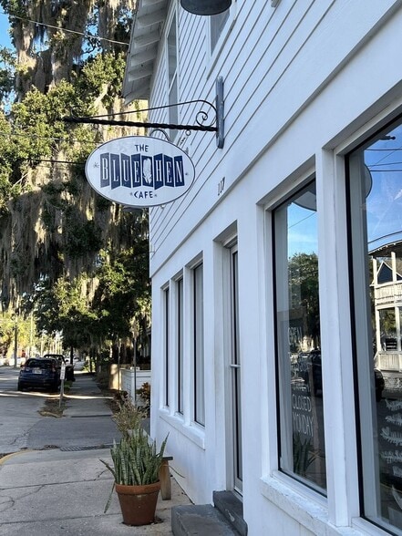 More Photos Of 117 Martin Luther King Ave, Saint Augustine Restaurant For Lease