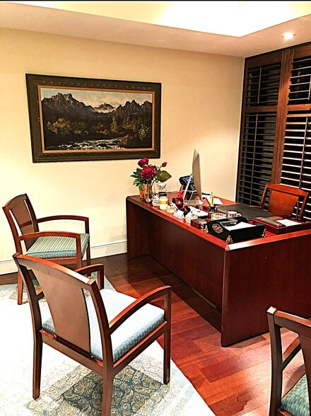 More Photos Of 420 S Dixie Hwy, Coral Gables Loft Creative Space For Sale