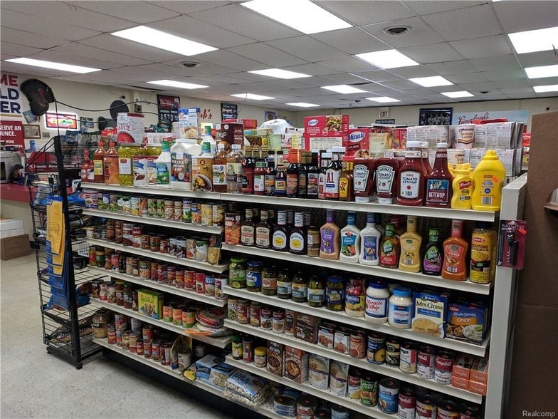 More Photos Of 4012 N Clare Ave, Harrison Convenience Store For Sale
