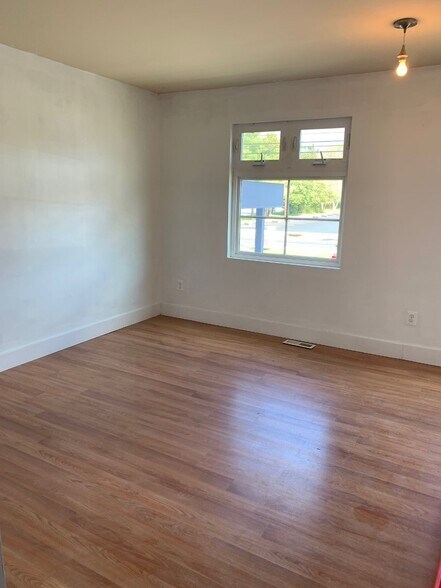 More Photos Of 1637 New Rd, Northfield Office For Sale