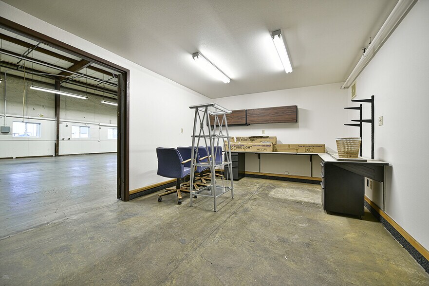 More Photos Of 1744 Forrest Way, Carson City Manufacturing For Sale