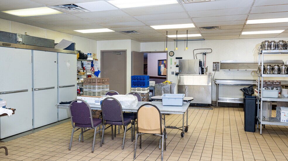 More Photos Of 300 2nd St S, La Crosse Office For Sale