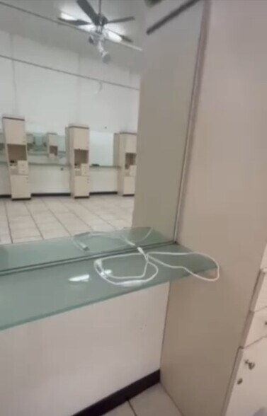 More Photos Of 49-53 E Foothill Blvd, Arcadia Medical For Lease