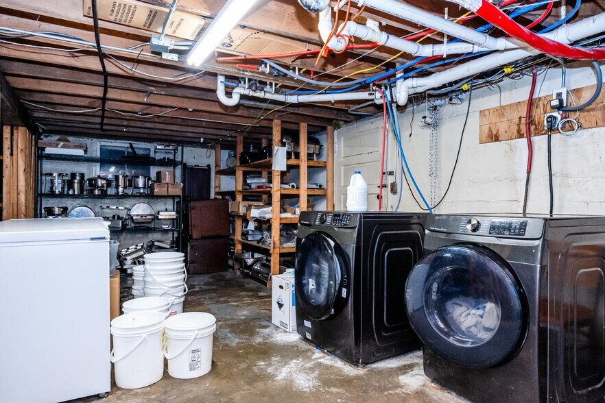 More Photos Of 16409 Red Arrow Hwy, Union Pier General Retail For Sale