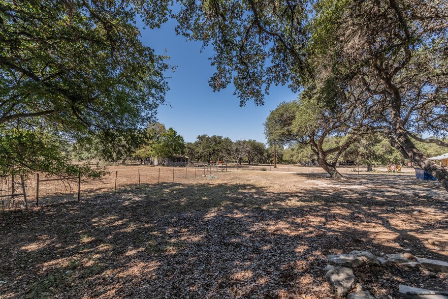 More Photos Of 2350 Bulverde Rd, Bulverde Hotel For Sale