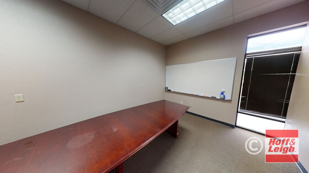 More Photos Of 4615 Town Center Dr, Colorado Springs Warehouse For Lease