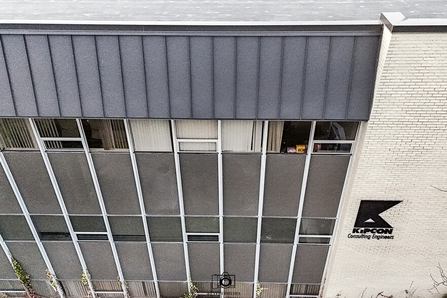 More Photos Of 1215 Livingston Ave, North Brunswick Office For Sale