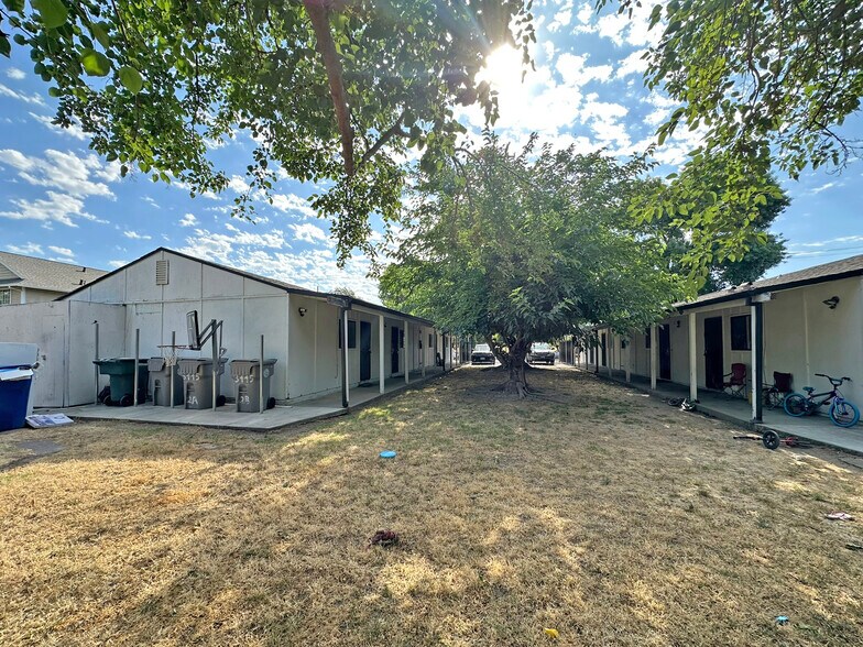More Photos Of 3441-3445 Altos Ave, Sacramento Apartments For Sale