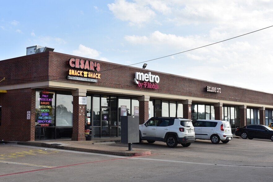 More Photos Of 434-450 E Highway 67, Duncanville General Retail For Sale