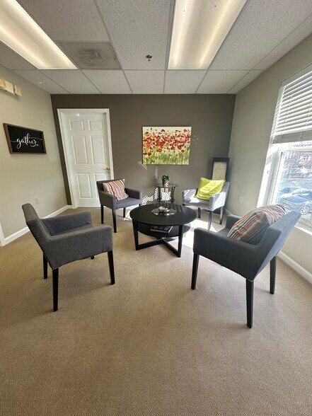 More Photos Of 8180 Lark Brown Rd, Elkridge Office Residential For Sale