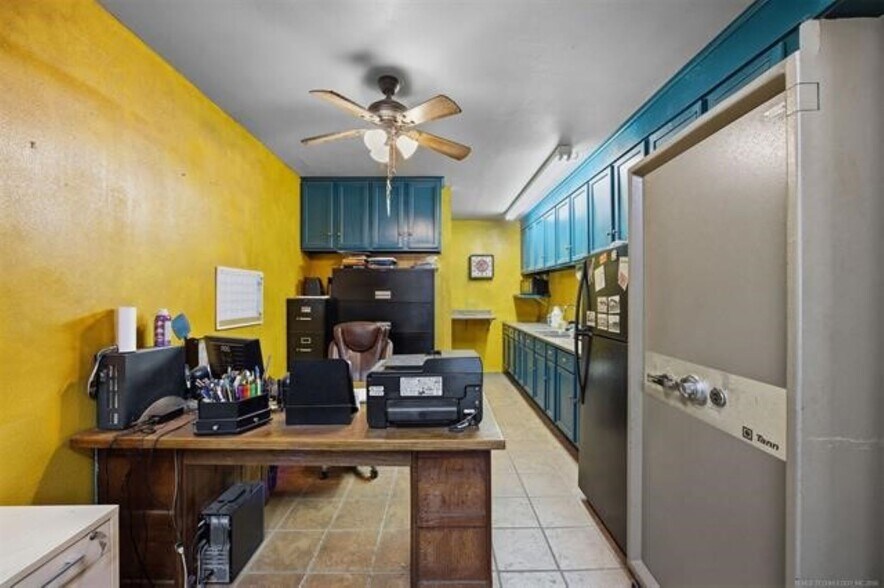 More Photos Of 108 W Main St, Hominy Storefront Retail Office For Sale