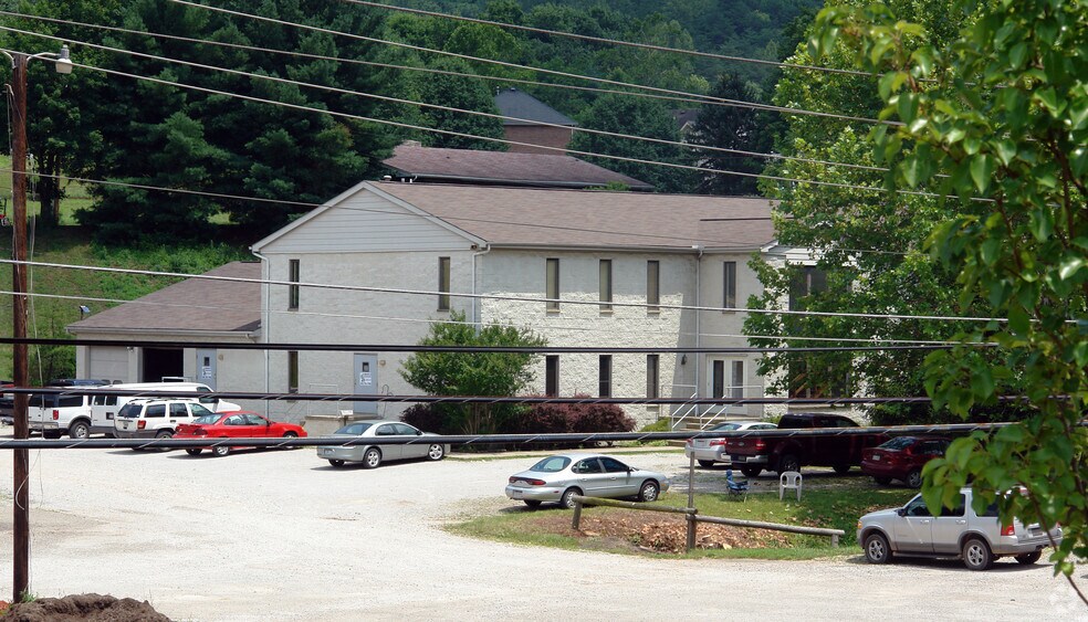 More Photos Of 5012 W Washington St, Charleston Office For Lease