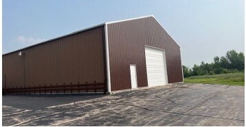 More Photos Of 16917 Harmony Rd, Marengo Warehouse For Lease