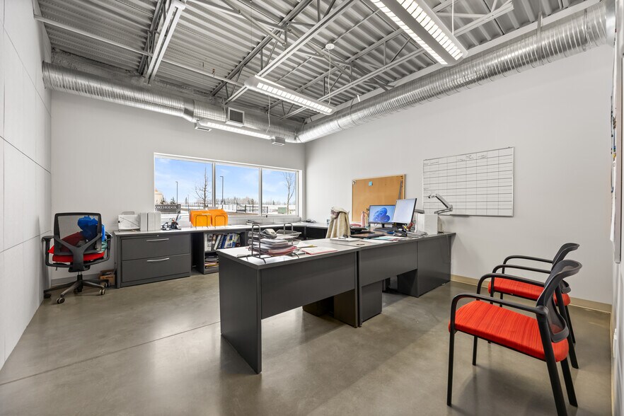 More Photos Of 261211 Wagon Wheel Way, Rocky View No 44 Light Manufacturing For Sale