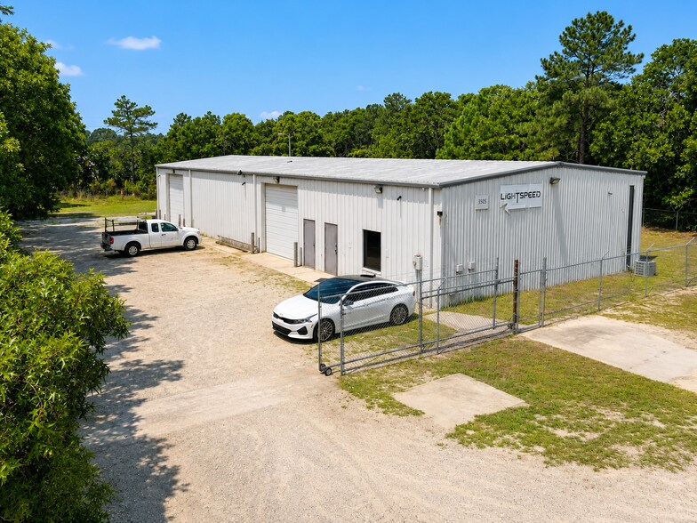 Primary Photo Of 3505 Masonboro Ct, Hope Mills General Retail For Sale