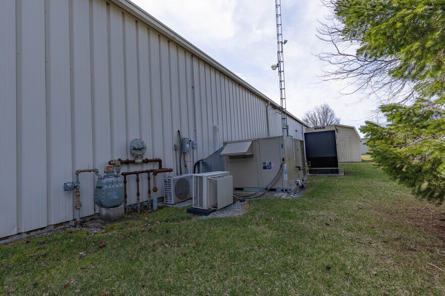 More Photos Of 4132 Elida Rd, Lima Medical For Sale