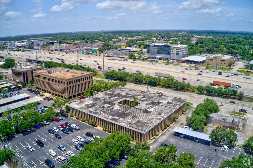 More Photos Of 9219 Katy Fwy, Houston Office For Lease