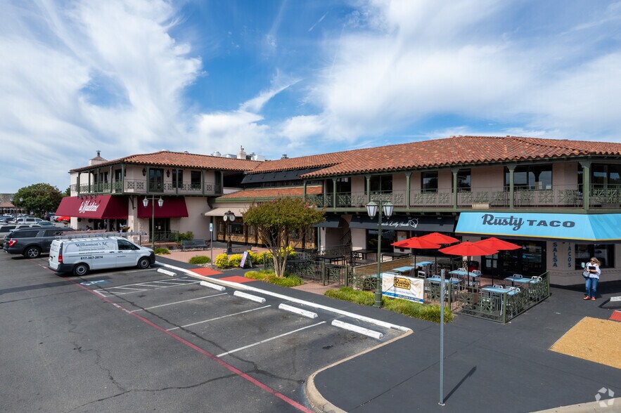 More Photos Of 6040 Camp Bowie Blvd, Fort Worth Unknown For Lease