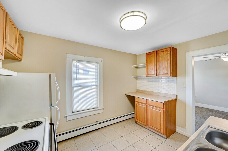 More Photos Of 291 Main St, Eynon Restaurant For Sale