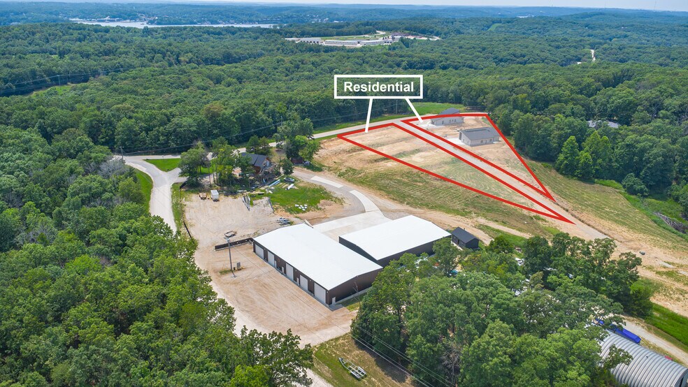 More Photos Of 100 Man Cave, Sunrise Beach Self Storage For Sale