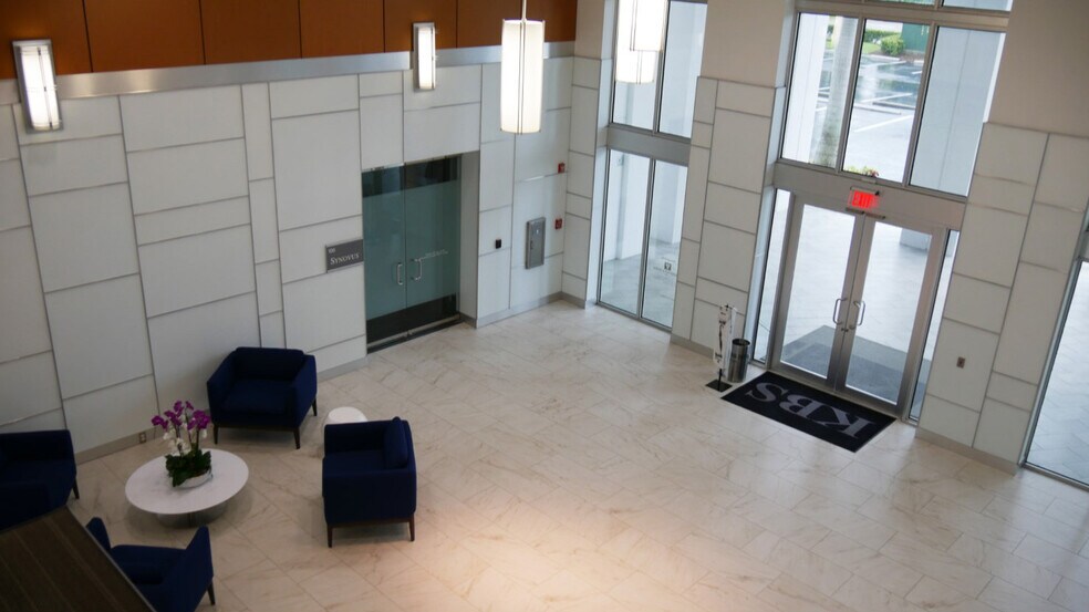 More Photos Of 2500 Weston Rd, Weston Unknown For Lease