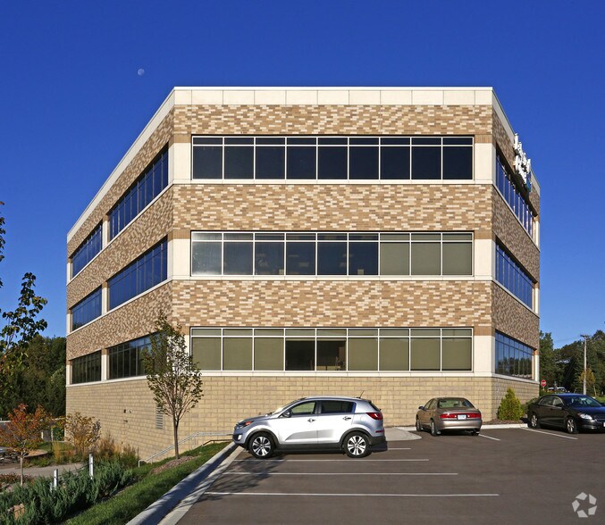 More Photos Of 110105 Pioneer Trl, Chaska Medical For Lease