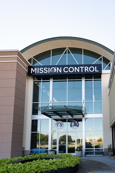 More Photos Of 12121 Westheimer Rd, Houston Coworking Space