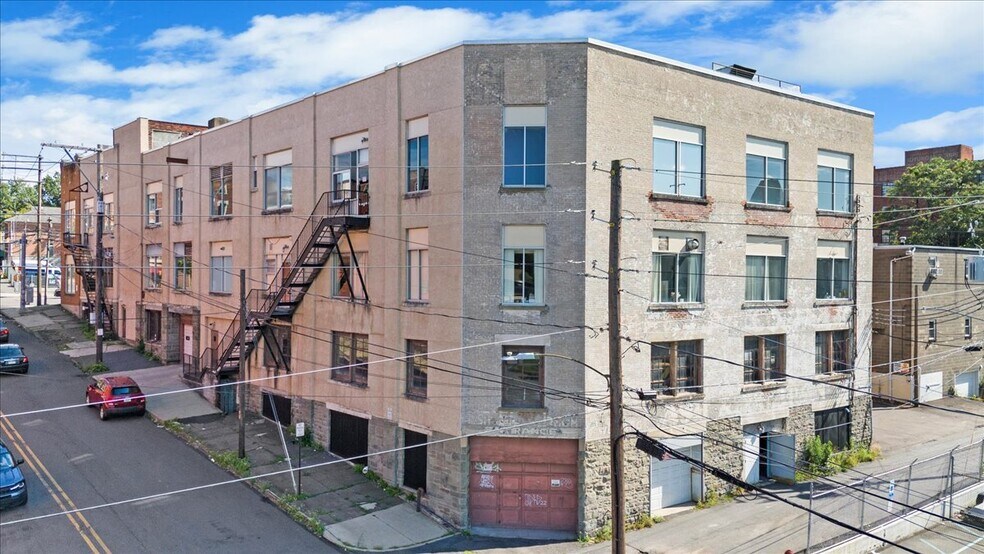 More Photos Of 541 Wyoming Ave, Scranton Office For Lease