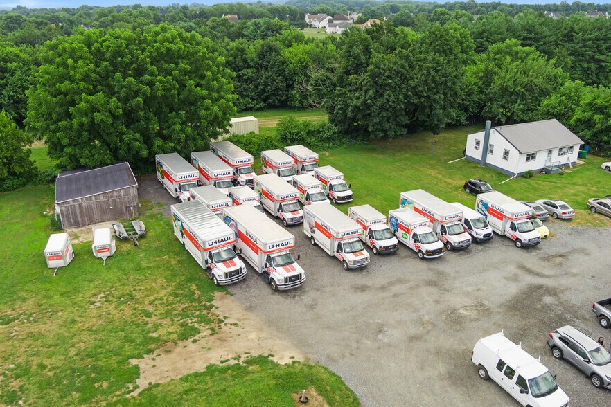 More Photos Of 2516-2518 N Dupont Pky, Middletown Freestanding For Sale