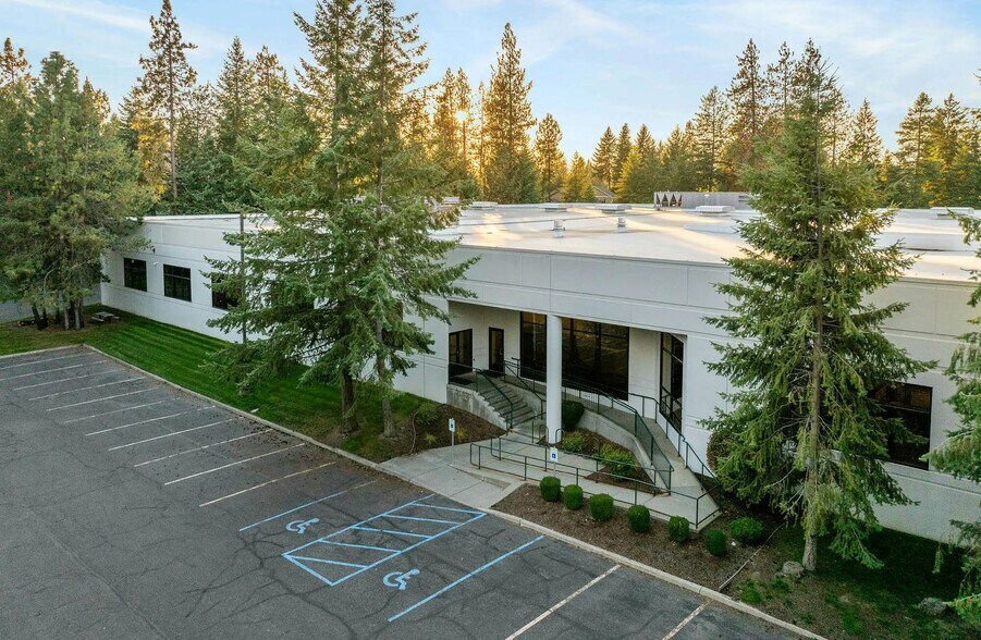 More Photos Of 600 W Wilbur Ave, Coeur d'Alene Light Manufacturing For Lease