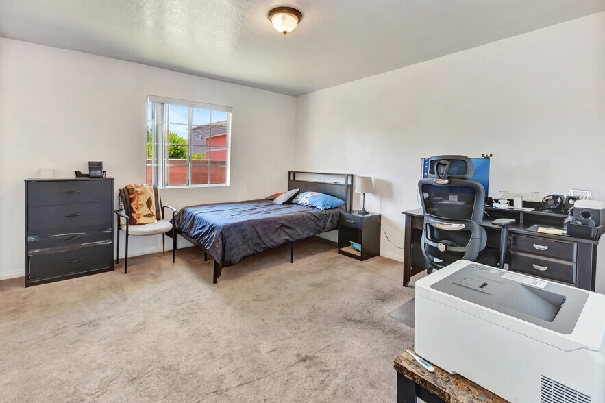 More Photos Of 12731 Barlin Ave, Downey Apartments For Sale