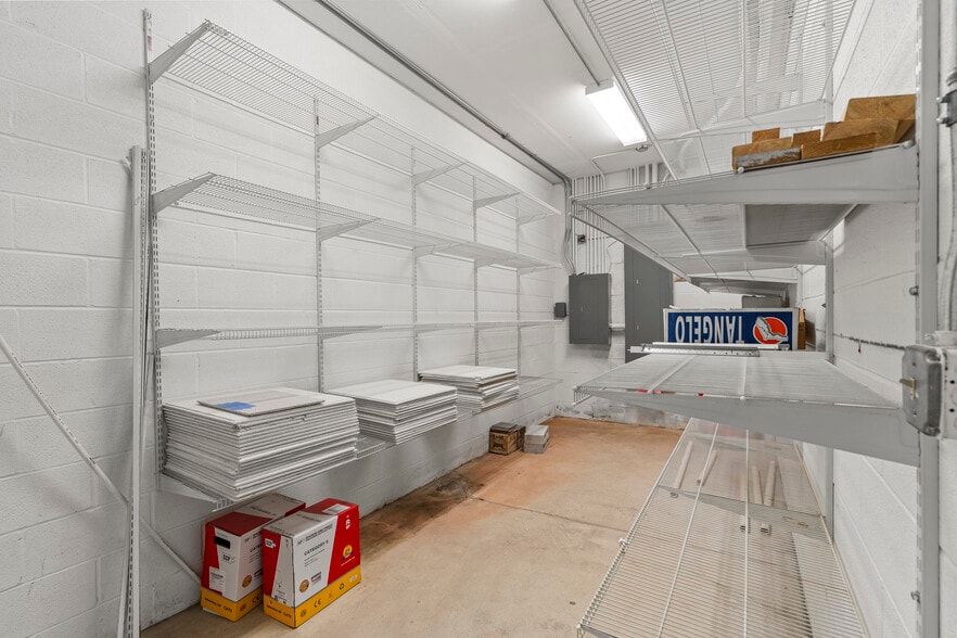 More Photos Of 846 Faith Rd, Salisbury Religious Facility For Lease