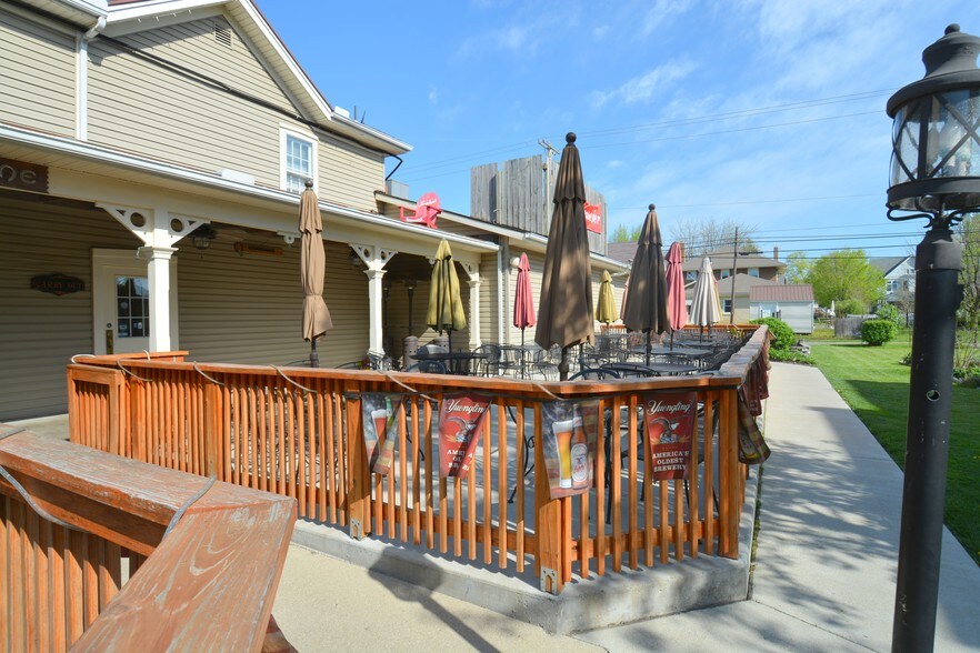 More Photos Of 13 E Dayton St, West Alexandria Restaurant For Sale