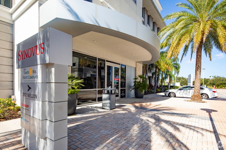 More Photos Of 4488 W Boy Scout Blvd, Tampa Office For Lease