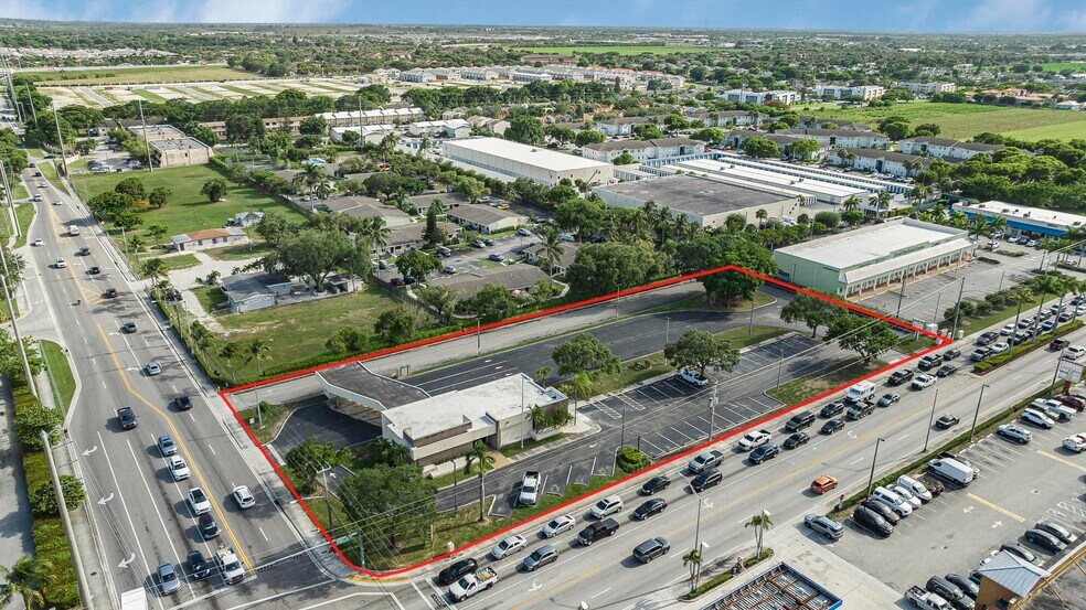 More Photos Of 1750 NE 8th St, Homestead Bank For Lease