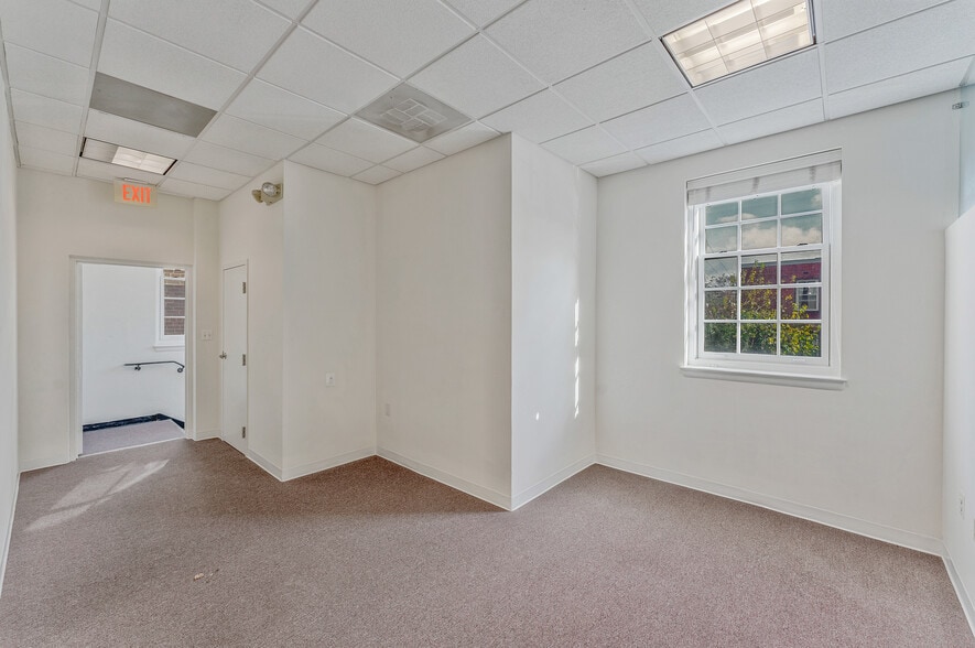 More Photos Of 728 S Washington St, Alexandria Office For Lease