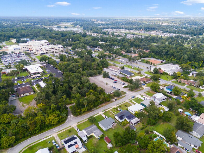 More Photos Of 844 N Stone St, Deland Medical For Sale