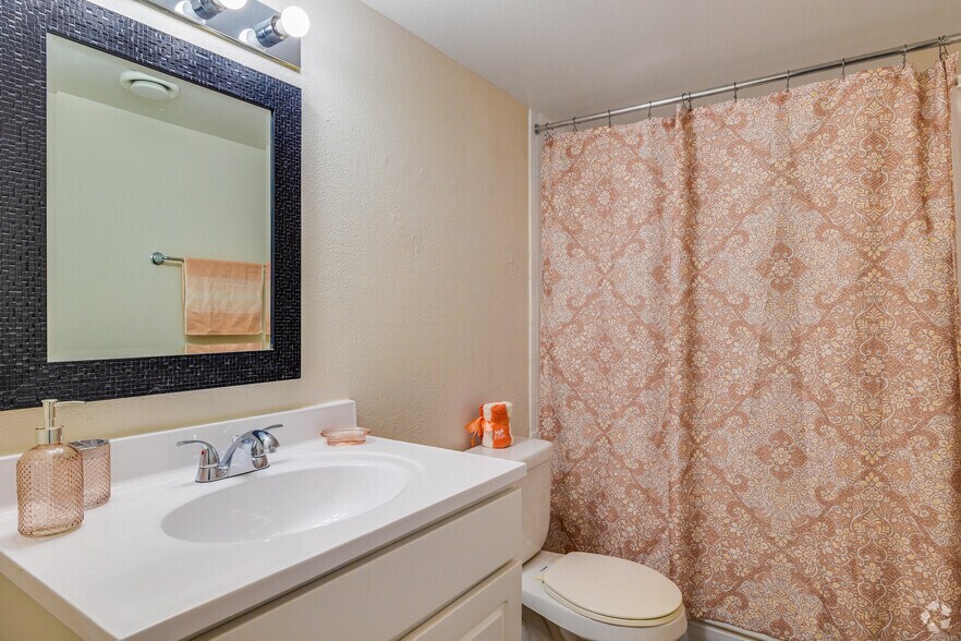 More Photos Of 1224 E Lemon St, Tempe Apartments For Sale
